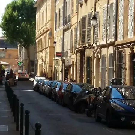 Ensoleille, Typique Centre Historique, Wifi Apartament