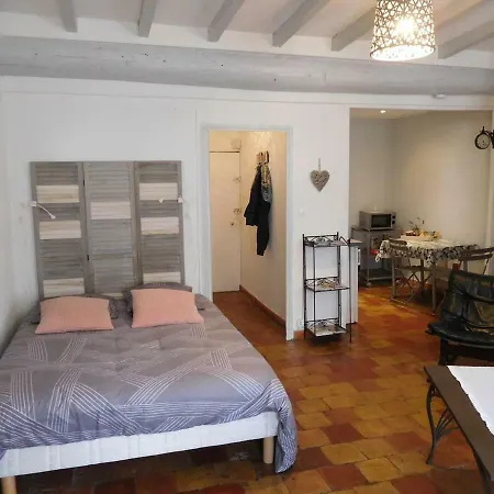 Apartament Ensoleille, Typique Centre Historique, Wifi