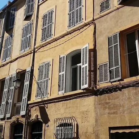 Apartament Ensoleille, Typique Centre Historique, Wifi *